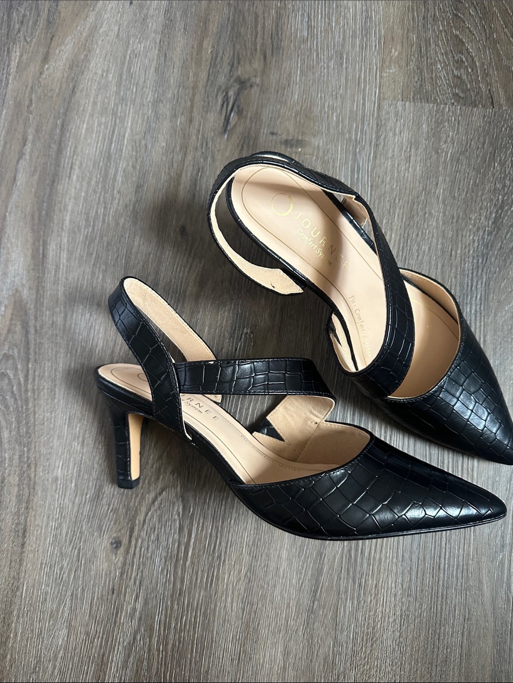 Black Croc-Embossed Slingback Pumps size 8